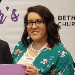 Meet your Posher, Jillian